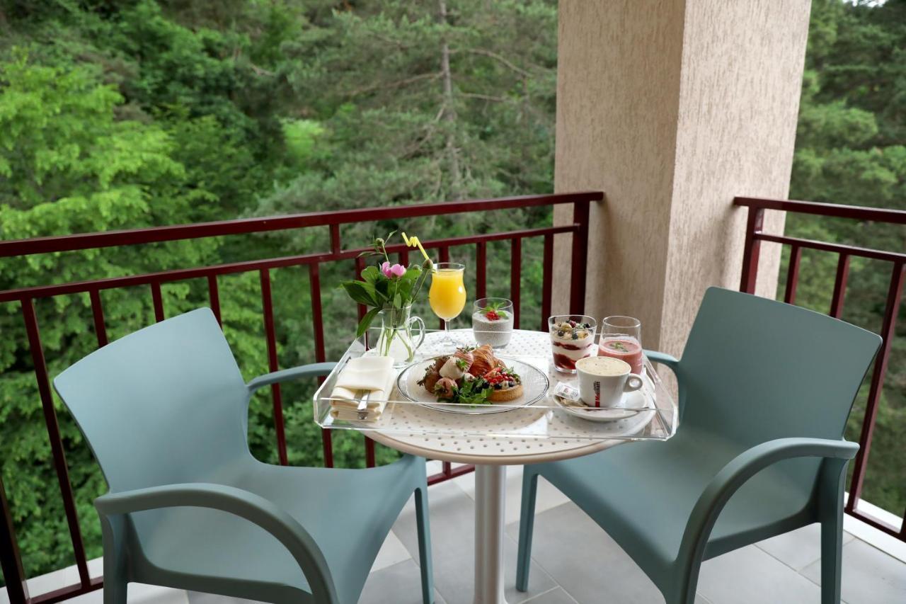 Best Western Plus Paradise Hotel 迪利然 外观 照片
