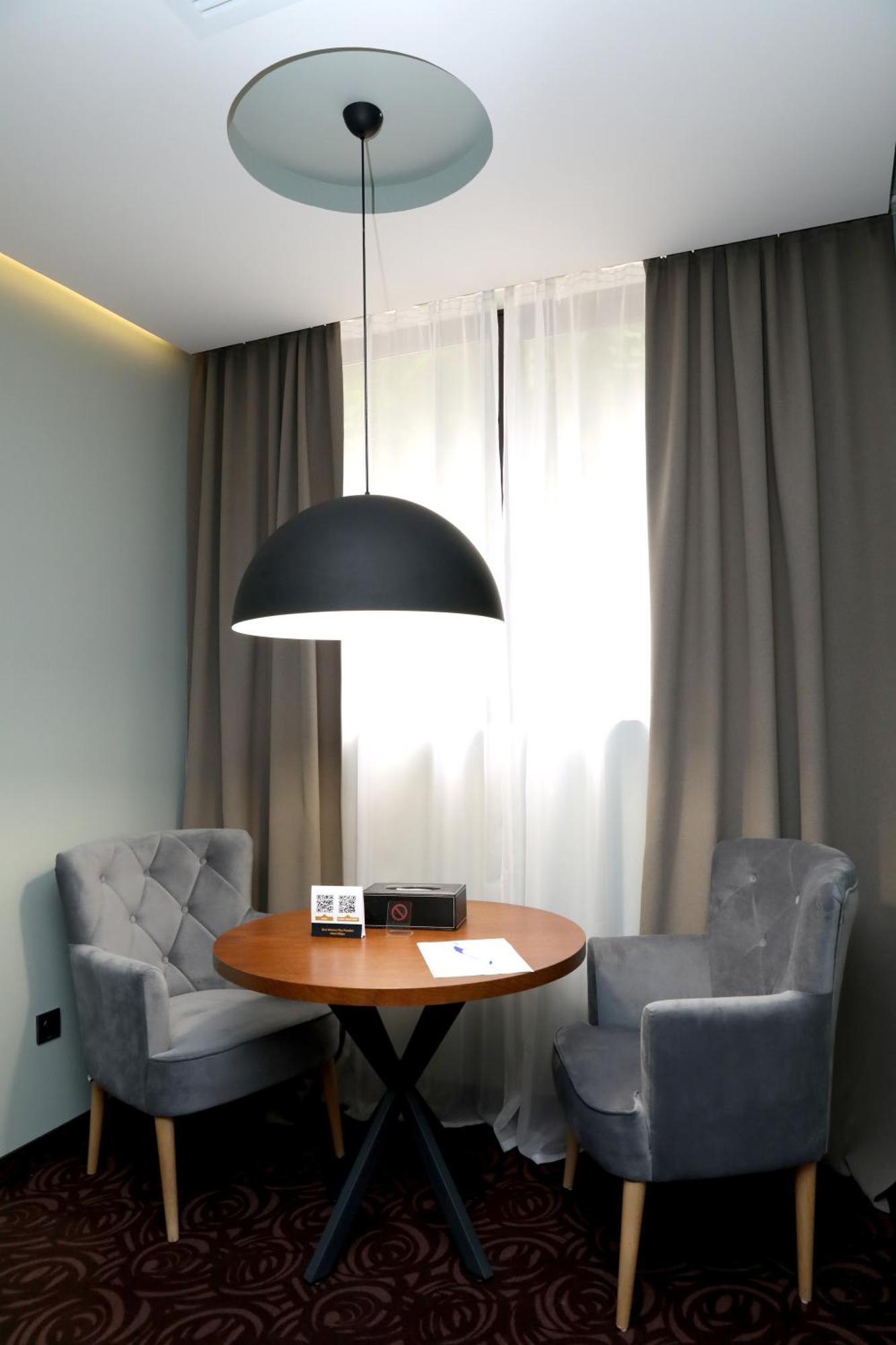 Best Western Plus Paradise Hotel 迪利然 外观 照片